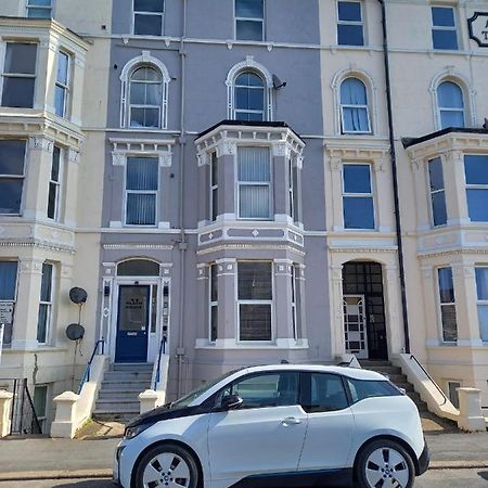 2 Beach House Bridlington Exterior photo